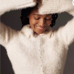 Anthropologie | NWT Fuzzy Cozy Pearl Button Cardigan Ivory Large Winter Luxe